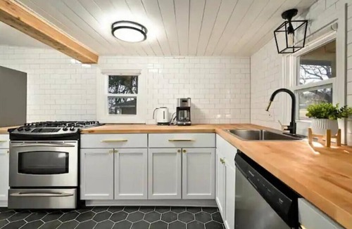 Grandview House | Sleep up to 6 people in this charming century home with modern amenities