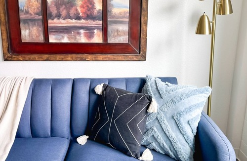Walnut Hills House | Sleepover: Cozy 1BD/1BA + Gym - Downtown Cincinnati