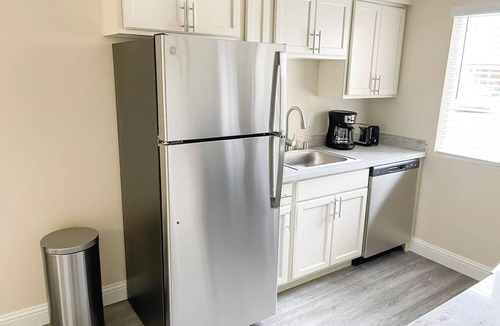 Oklahoma City Apartment | Sleepover | Impressive 1BD/1BA + Gym - OKC