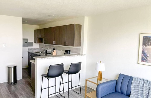 Corryville Apartment | Sleepover | Lively 1BD/1BA + Gym - Cincinnati
