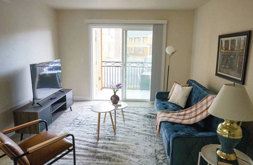 Oklahoma City Apartment | Sleepover | Modern 1BD/1BA + Balcony - OKC