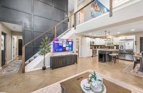 Nancy House | Sleeps 12 | Hot Tub + Lake Access | Game Loft