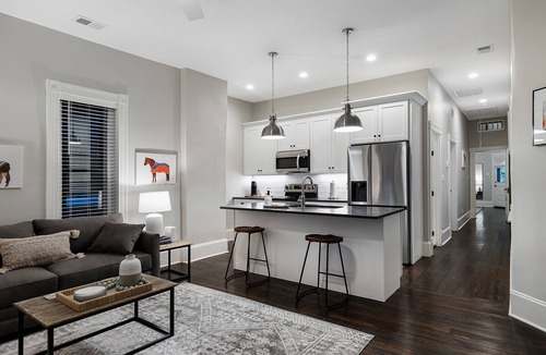Clifton House | Sleeps 12- Two Fully Renovated Historic Homes