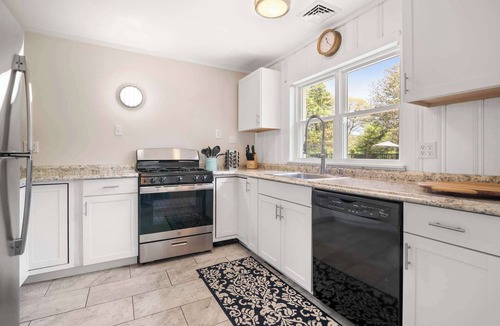 Northwest Harwich House | Sleeps 14 Home w/Pool Great for Families!