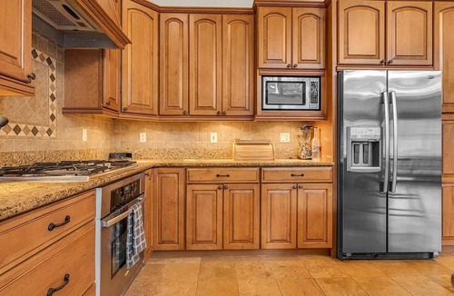 North Sebago House | SLEEPS 14 WITH A SANDY BEACH AND A DOCK
