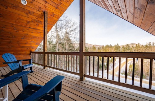 Sunday River Area Ski Chalet | Sleeps 20 | Hot Tub | Game Room | Fire Pit |4500SF