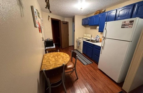 Crosby Apartment | Slew Shark Suite