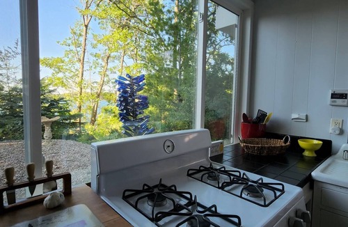 Traverse City Cottage | Slice-of-Heaven TC Silver Lake Cottage Spa Retreat