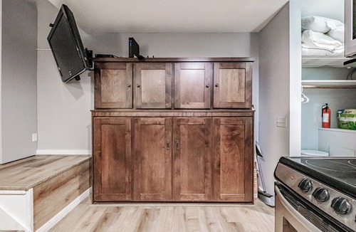 Sunday River Area Condo | Slopeside! Cascades studio Sleeps 4