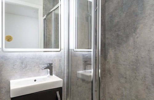 Leith Hotel | Smith Place Hotel