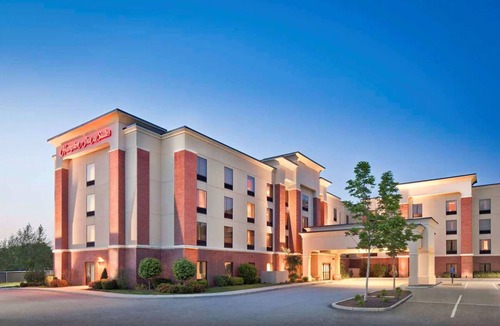 Smithfield Hotel | Smithfield Stay with Indoor Pool, Free Breakfast – Close to Casino