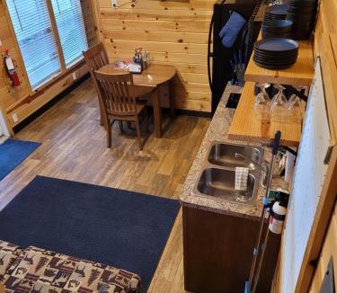 Howell House | Smoky Mountain Chalet Cottage