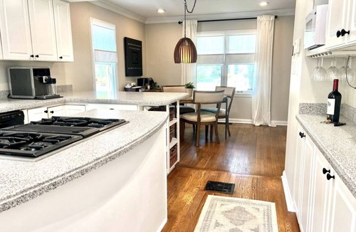 Meridian-Kessler House | So-Bro Butler Convention Stadium Black Bungalow