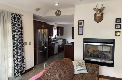 Manchester Apartment | Someplace Nice