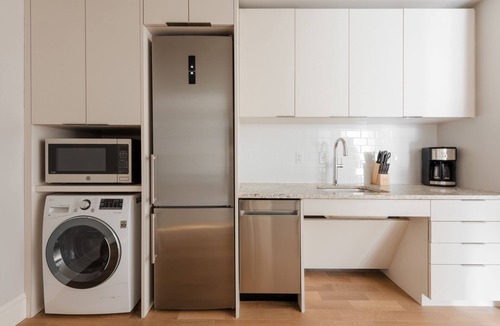 Back Bay Apartment | Sonder The Magnolia | Accessible Full Suite+