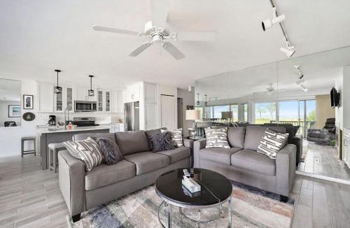 Glen Arbor House | South Beach 55