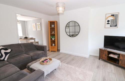 Blyth House | South Beach Coastal Cottage