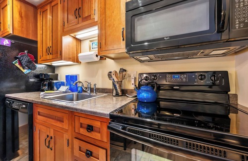 Rangeley Condo | South Branch Condo 15-2 - Saddleback Mountain Ski in Ski out condo