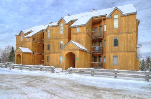 Rangeley Condo | South Branch Condo 15-2 - Saddleback Mountain Ski in Ski out condo