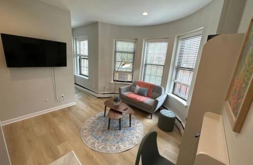 Prudential - St. Botolph Apartment | South End Blissful Studio