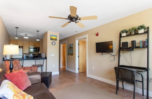 Grand Haven Apartment | South Harbor Hideaway Water View