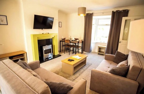 South Shields House | South Shield Seaside Retreat