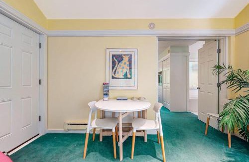 Maple City House | South Village 16