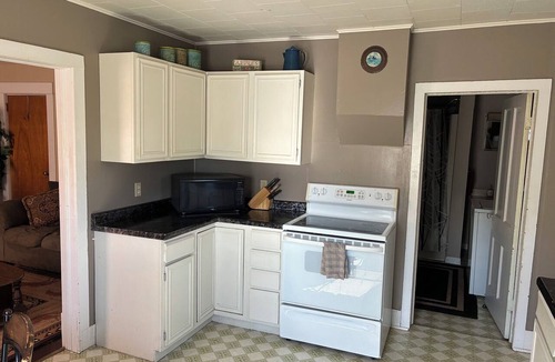 Fallon County Other | Southeast MT Country Guest Retreat
