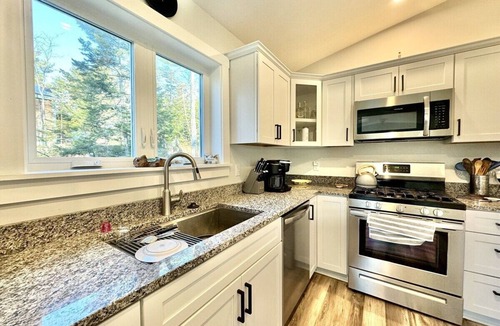 Bayville Cottage | Southern Cross by Chill Vacation Rentals