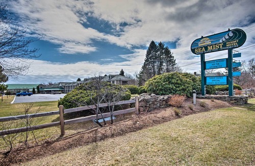Ogunquit - Wells Apartment | Southern Maine Retreat < 2 Mi to Wells Beach!