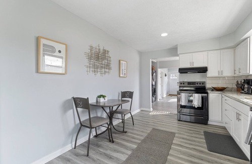 Lansing House | Southside Lansing 2BR — Walk to MSU & downtown