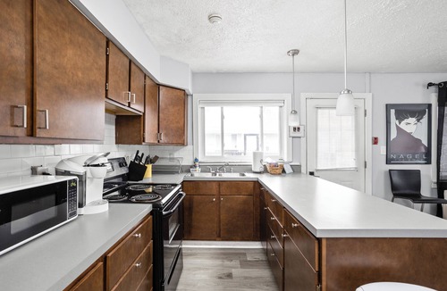 Mapleton/Fall Creek Apartment | Spacious 1-Bedroom Apt in The Heart of Indy!