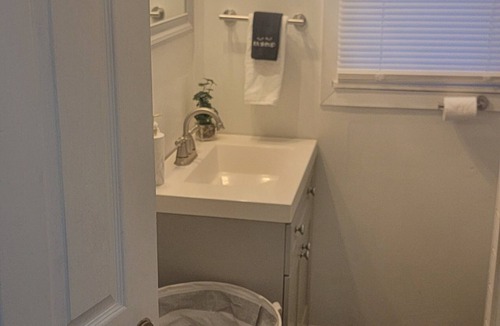 Buffalo Apartment | Spacious 3-bedroom apartment in delightful Buffalo with WiFi, AC TV in each room