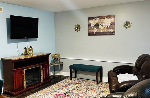Wellington Hill Apartment | Spacious 3-bedroom apartment in cool Boston with AC, WiFi