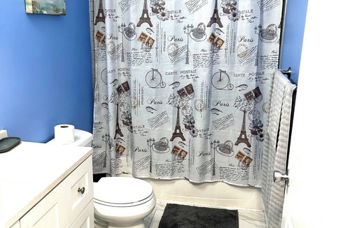 Wellington Hill Apartment | Spacious 3-bedroom apartment in cool Boston with AC, WiFi