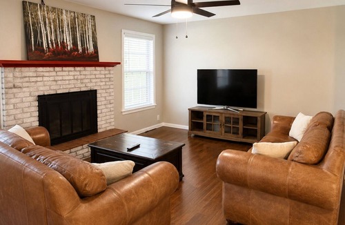 Lubbock House | Spacious 3-bedroom house close to Texas Tech. Great neighborhood!
