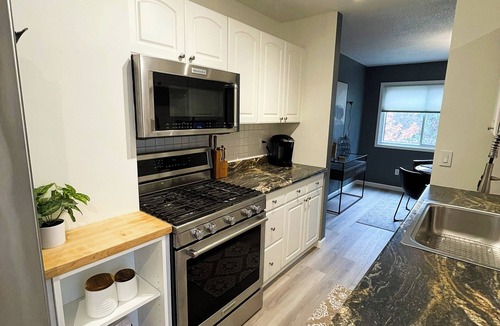 Golden Valley House | Spacious 3-bedroom townhome with garage and patio!