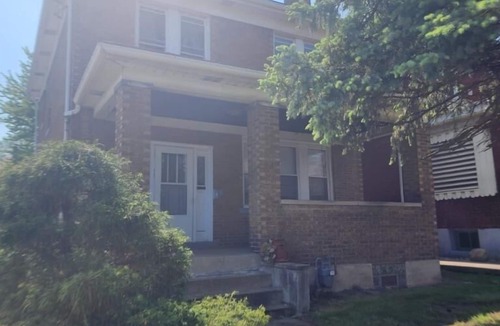 Homestead Apartment | Spacious 3 beds near Pittsburgh!