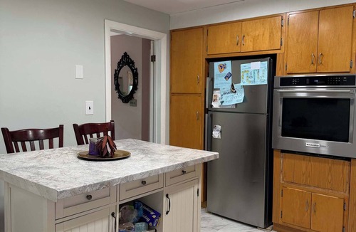 Norwood House | Spacious 4 BD 2 Bath in Quiet area avail July