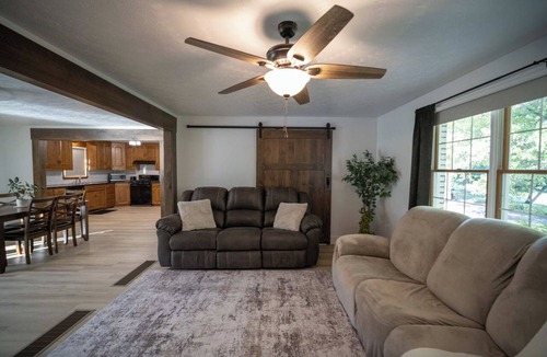 Sugarcreek House | Spacious 4-BR Retreat in Ohio's Mini Switzerland