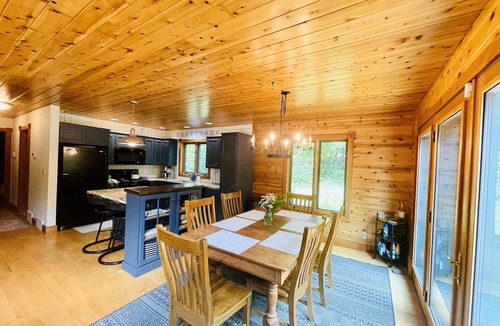 Lutsen House | Spacious 4BR Lodge Near Caribou Lake All-Season