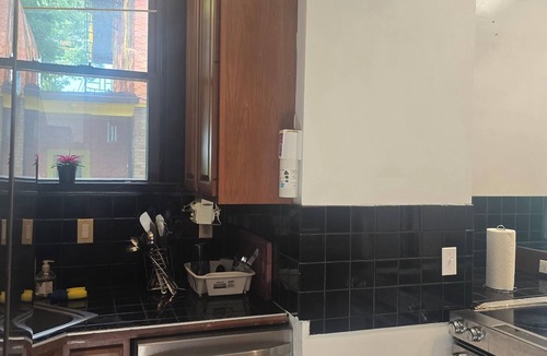 Cincinnati House | Spacious 5-bedroom house in brilliant Cincinnati with WiFi, AC