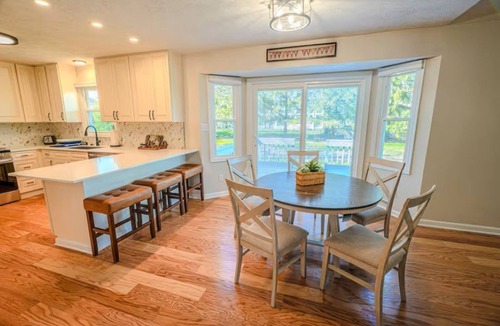 Westfield House | Spacious 5-bedroom house close to Grand Park in Westfield