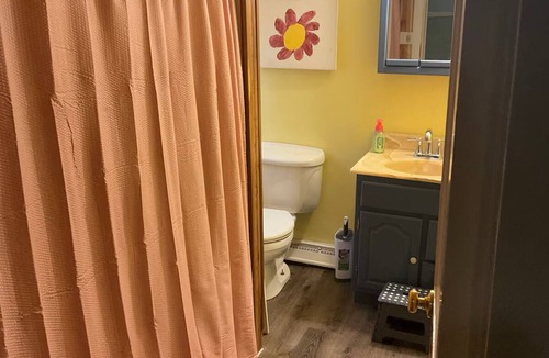 Pleasant Gap House | Spacious 5-bedroom house in Pleasant Gap, 10 minutes to PSU