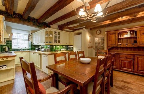 Crail Cottage | Spacious 6-Bedroom Coastal Home in Crail with Harbour Views, Garden & Walk to Shops & Sea