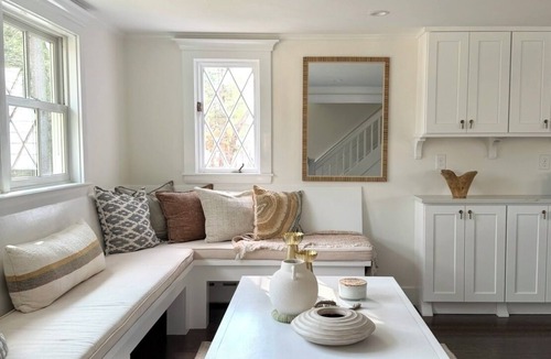 South Duxbury House | Spacious 7-bedroom house in peaceful Duxbury