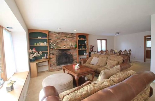 Ladner House | Spacious and comfortable home in Delta BC