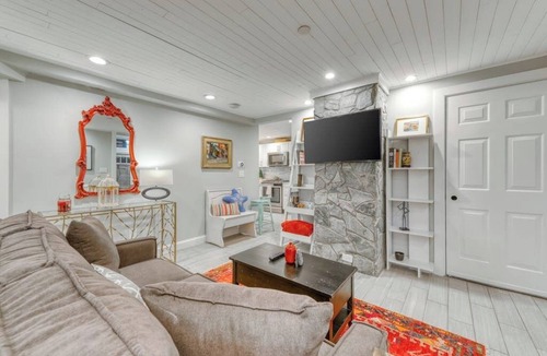 East Bayside Condo | Spacious and Contemporary Condo in the Heart of Portland - Close to Beach