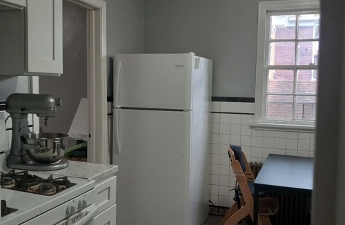 Homestead Apartment | Spacious apartment for traveling professionals or group vacations