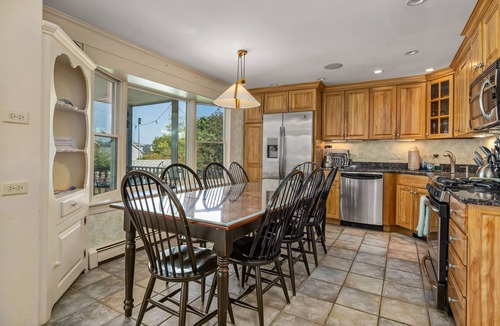 Wells House | Spacious Beach Villa - Ocean Views - 3 Minute Walk to Shore - Available All Year